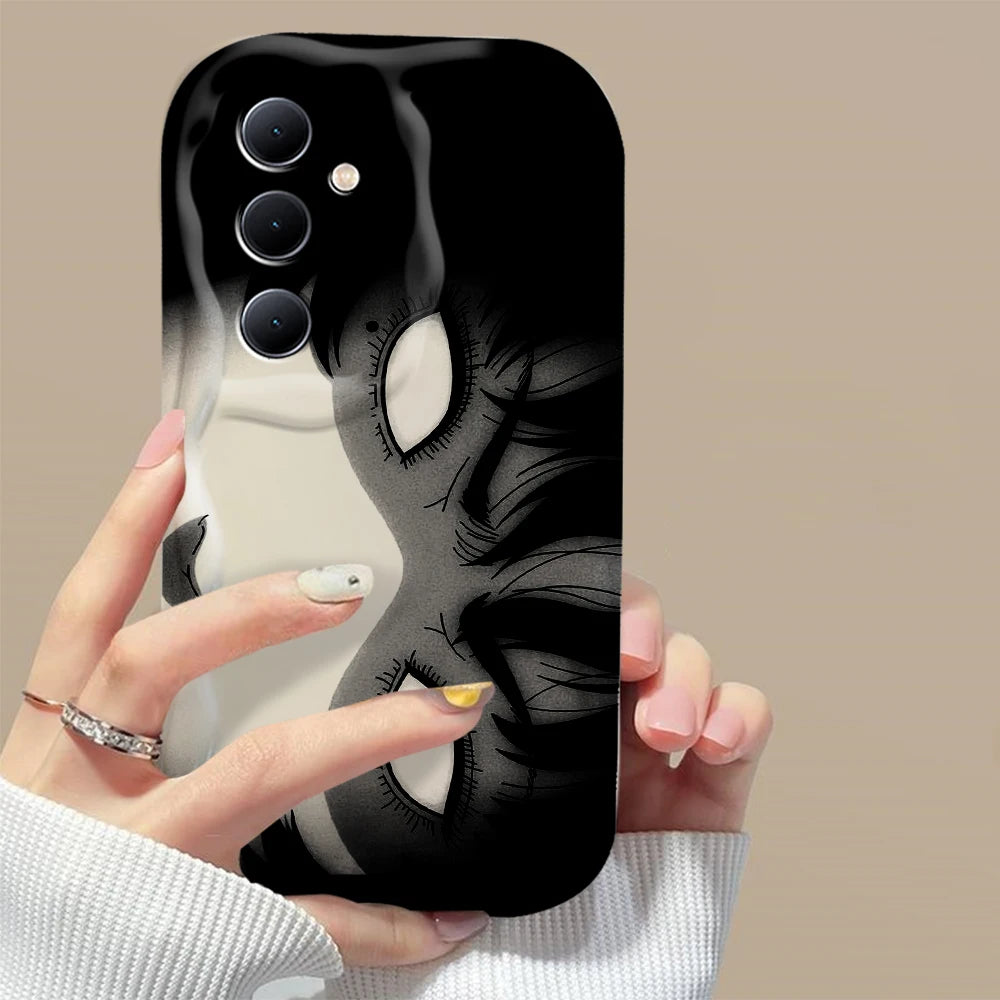 Custodia Horror Manga 3D Wave per Samsung Galaxy – Design Artistico Nero & Bianco (A73 / A72 / A71 / A55 / A54 / A53 / A35 / A34 / A33 / A25 / A24 / A23 / A15 / A14 / A13 / A05 / A04 / A03 | 4G 5G)